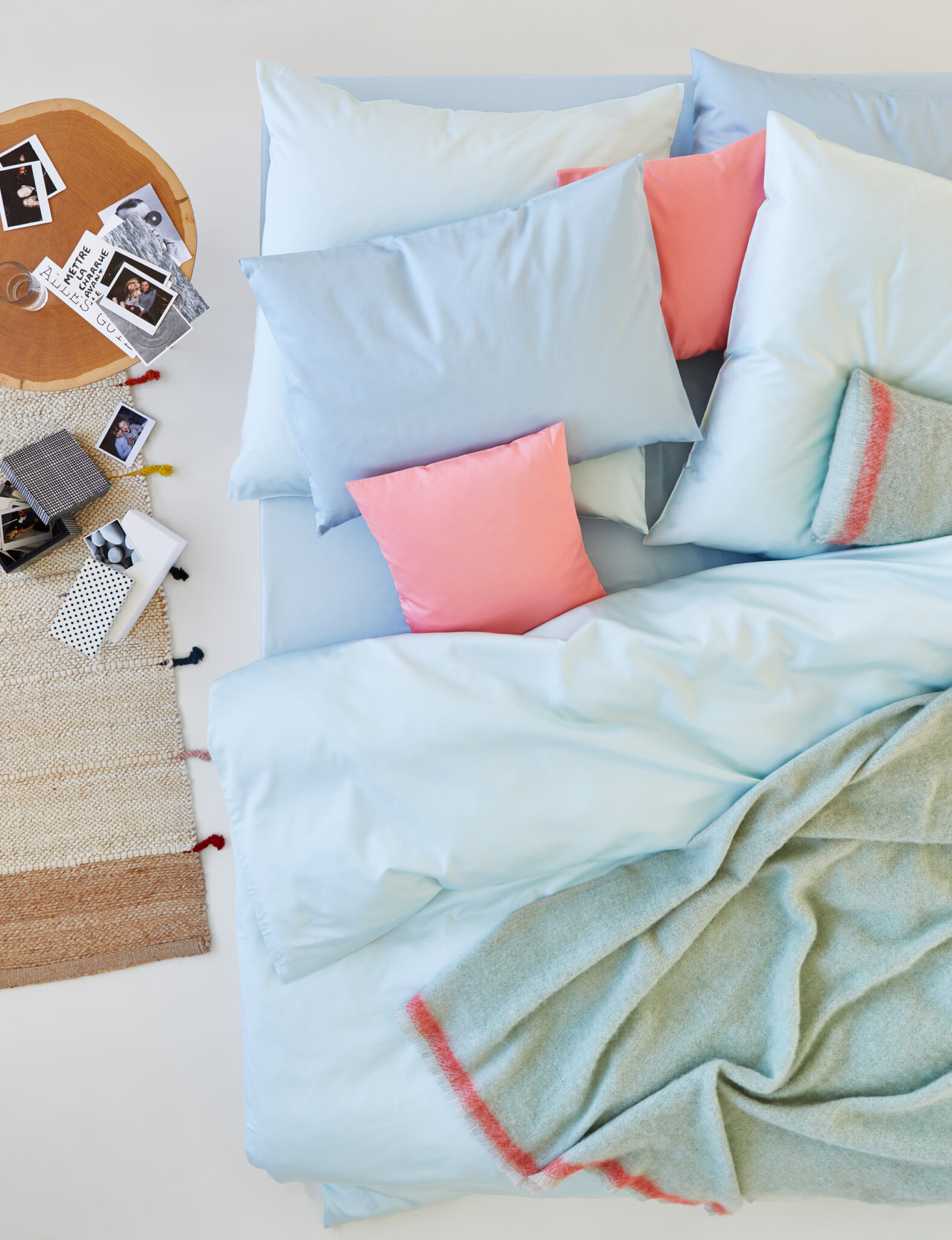 Zero_Mileu_Hoch Satinbettwäsche ZERO von Decode by Luiz im Daunenspiel ONlineshop