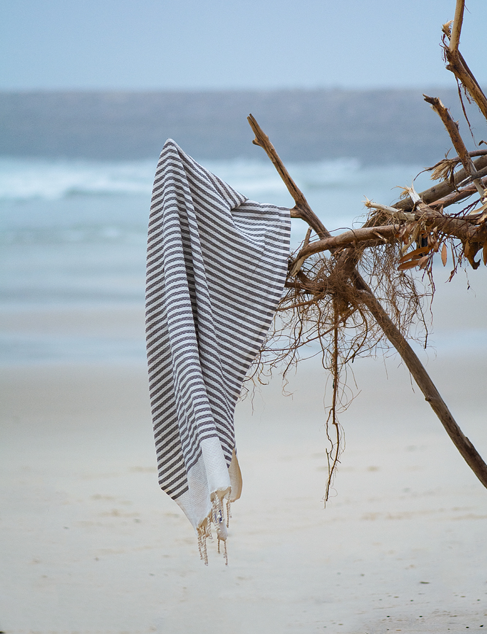 Rubby Taupe Beach Towel (1) Bricini BEACHTOWEL von Graccioza im Daunenspiel Onlineshop