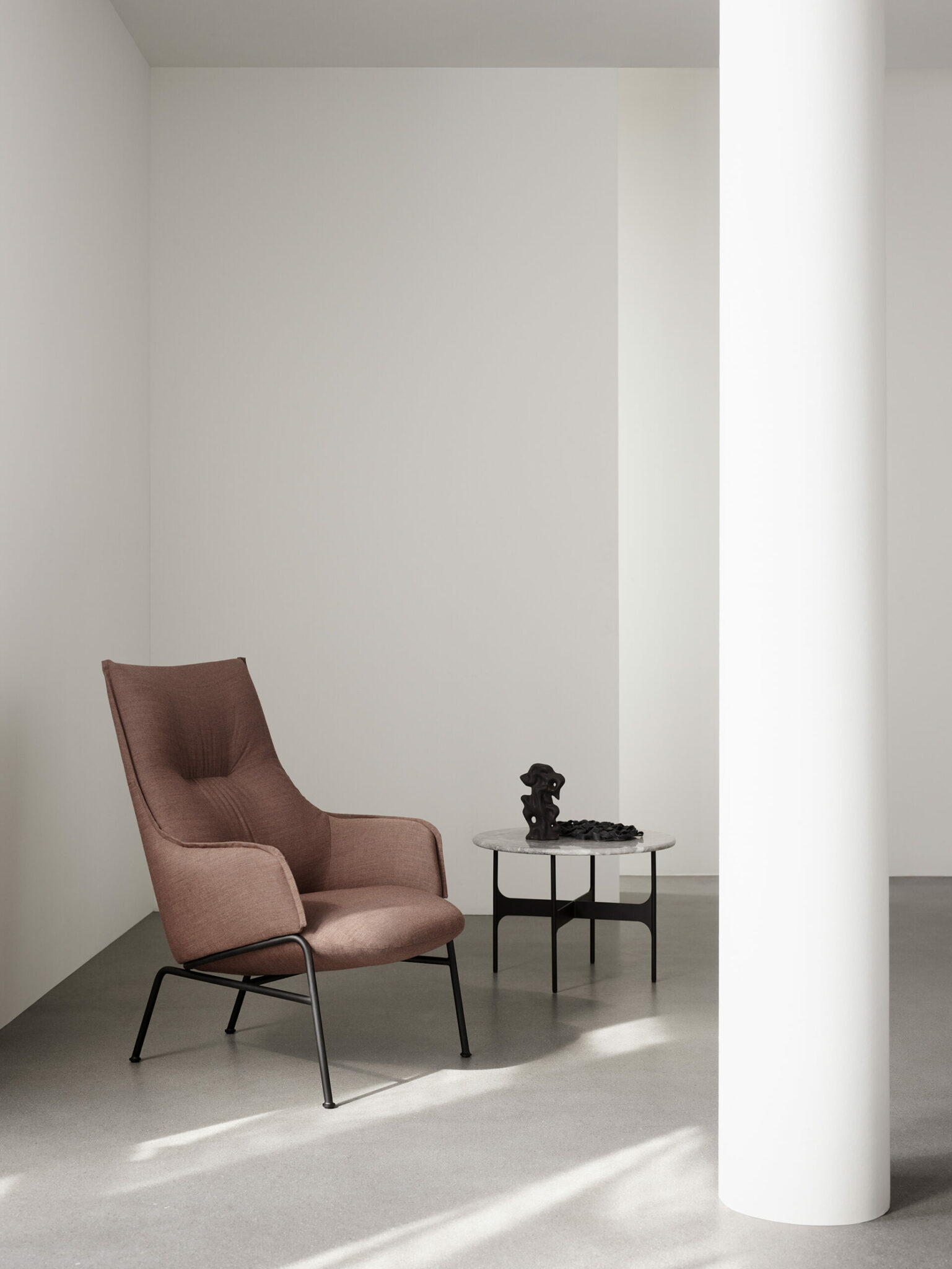 Aloe_Remix 3 col. 346, Floema_Medium_Grey Emperador_ No lamp_72 dpi