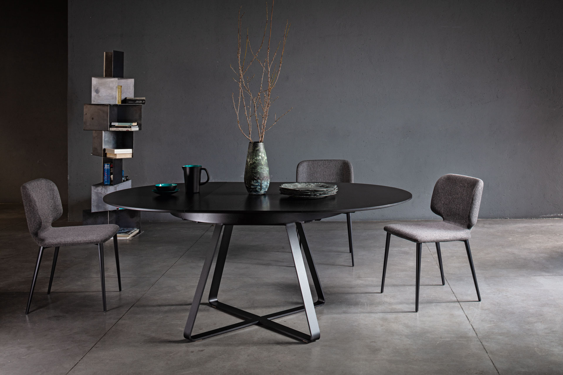 Midj Paul, Wrap Midj Tisch Paul mit Ausziehfunktion bei Daunenspiel