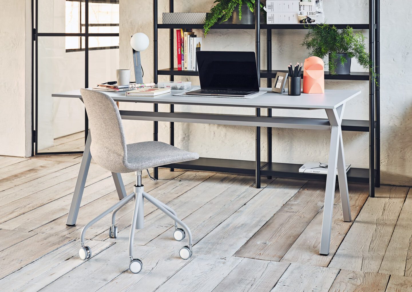 562 Dama Midj Tisch DAMA für Büro und privat bei Daunenspiel