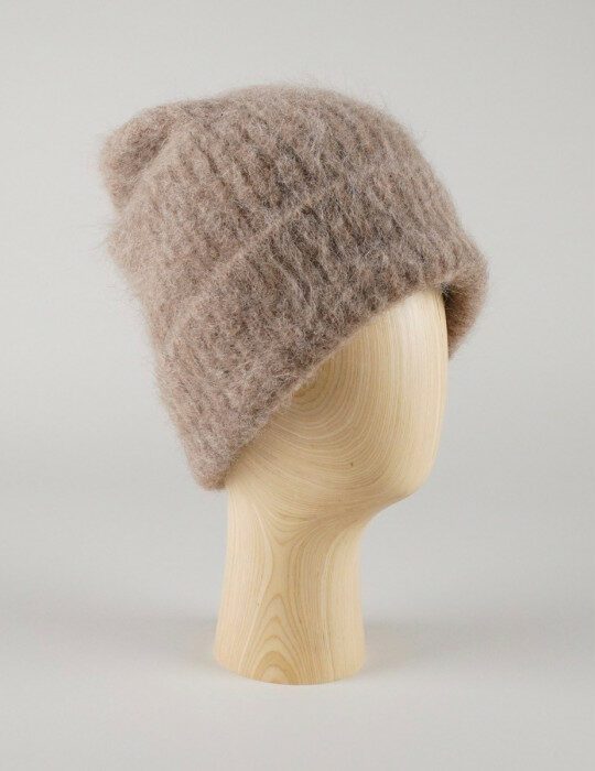 balmuir_mia_beanie_latte_1_ Balmuir Mia Haube im Onlineshop von Daunenspiel